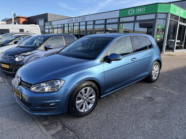 Volkswagen GOLF 1.0 TSI Bns Ed. Con