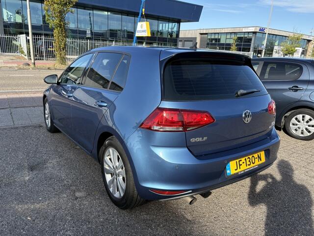 Volkswagen GOLF 1.0 TSI Bns Ed. Con