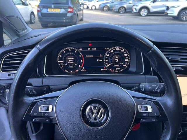 Volkswagen GOLF 1.5 TSI Highline Virtual White Silver Metallic