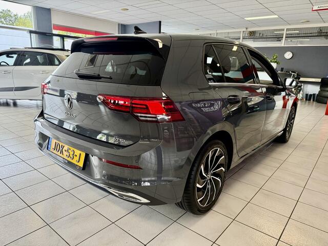 Volkswagen GOLF 1.5 eTSI Style DSG 150PK *CAM*MATRIX*MASSAGE*NAVI*