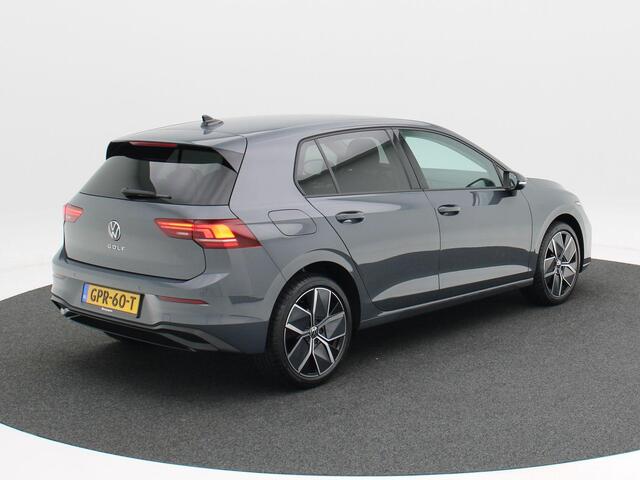 Volkswagen GOLF 1.5 TSi 115 Pk Oranje Edition | Full LED | Carplay | Adaptive Cruise | Camera | Sensoren | Climate Control | 18 Inch | 20.695 Km!!