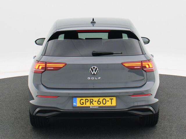 Volkswagen GOLF 1.5 TSi 115 Pk Oranje Edition | Full LED | Carplay | Adaptive Cruise | Camera | Sensoren | Climate Control | 18 Inch | 20.695 Km!!