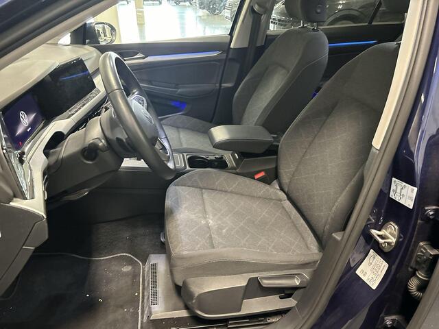 Volkswagen GOLF Variant 1.0 eTSI 110pk DSG Life · Camera · Elek. Trekhaak · Apple/Android Car Play · Navigatie · 16'' Inch · P-Sensoren · 16'' Inch · Garantie t/m 06-05-2027 of 100.000km