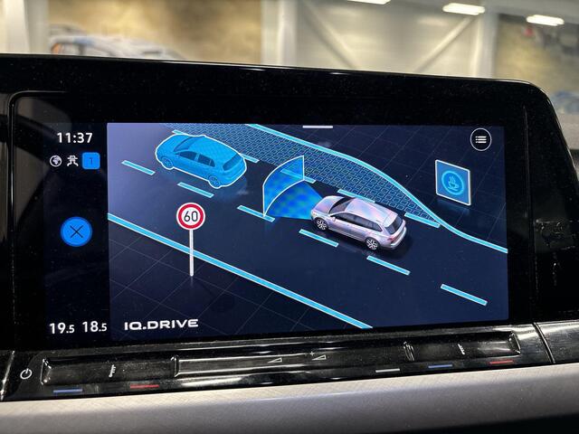 Volkswagen GOLF Variant 1.0 eTSI 110pk DSG Life · Camera · Elek. Trekhaak · Apple/Android Car Play · Navigatie · 16'' Inch · P-Sensoren · 16'' Inch · Garantie t/m 06-05-2027 of 100.000km