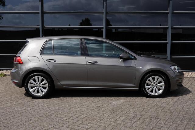 Volkswagen GOLF 1.0 TSI Comfortline NL-auto|Navi|Goed onderhouden