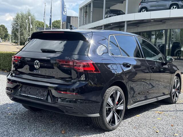 Volkswagen GOLF GTE Hybrid 245pk DSG (IQ,Navi,LM18)