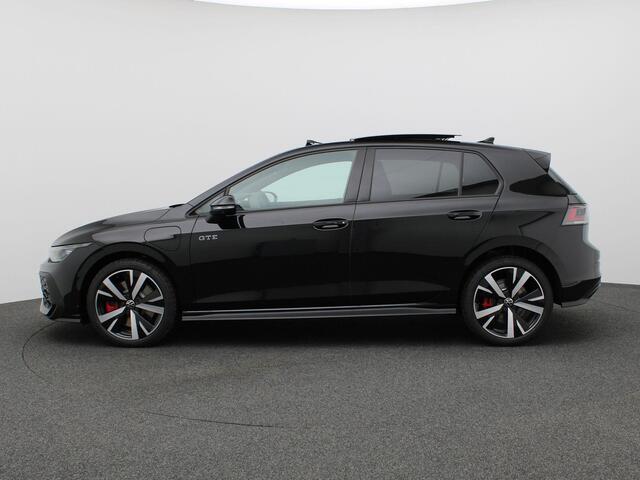 Volkswagen GOLF 1.5 eHybrid GTE 272PK DSG Pano-Schuifdak, Blackstyle, Keyless, Navi, Clima, Side Assist, LED-Matrix, 360gr. Camera, Head-up Display, Trekhaak, 18" LM Velgen