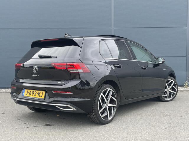 Volkswagen GOLF 1.5 eTSI R-Line | Virtual | Pano | Carplay | Camera