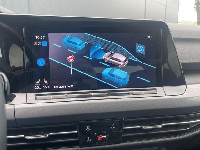 Volkswagen GOLF 1.5 eTSI R-Line | Virtual | Pano | Carplay | Camera