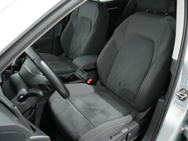 Volkswagen GOLF Variant 1.5 eTSI 150PK STYLE DSG7 | Comfortstoelen Memory | Trekhaak | Pack Winter | Pack LED