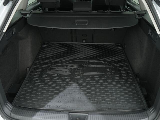 Volkswagen GOLF Variant 1.5 eTSI 150PK STYLE DSG7 | Comfortstoelen Memory | Trekhaak | Pack Winter | Pack LED
