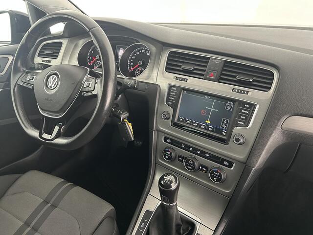 Volkswagen GOLF 1.0 TSI 116pk Highline Bluemotion Trekhaak Camera Navigatie