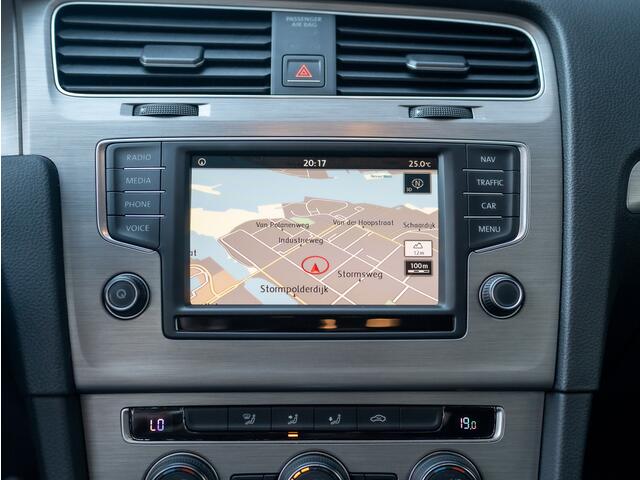 Volkswagen GOLF 1.0 TSI 116Pk DSG Comfortline | Apple Carplay/ Android Auto | Parkeersensoren V&A | Navi | Prijs Rijklaar!!