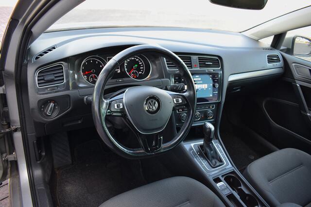 Volkswagen GOLF Variant 1.5 TSI Highline Business R | DSG | Apple CarPlay | Stoelverw. | Camera