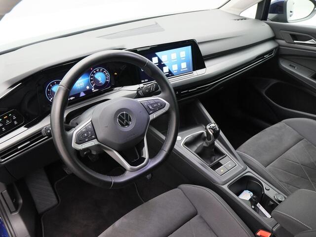 Volkswagen GOLF 1.5 TSi 130 Pk Style | Camera | Carplay | Adaptive Cruise | Sensoren | 17 Inch | 14.020 Km!!