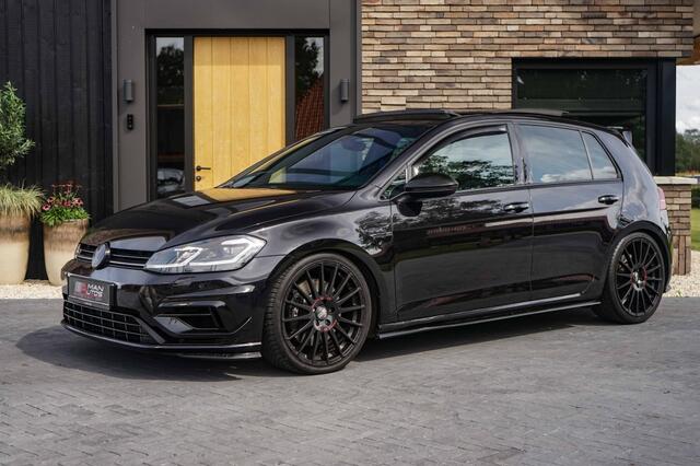 Volkswagen GOLF 7.5 R 4Motion 2.0 TSI Pano/DCC/Dynaudio/OZ/VOL
