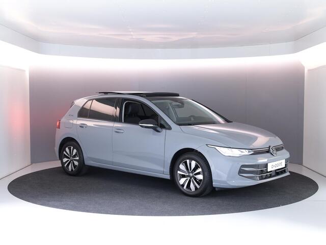 Volkswagen GOLF 1.5 eTSI Life Edition GOAL 115PK DSG | Panorama dak | Verlengde garantie | Parkeercamera | Stoel- en stuurverwarming |