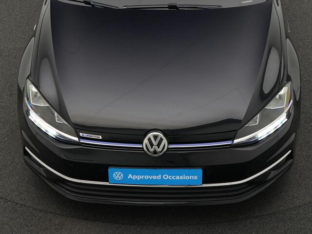 Volkswagen GOLF 1.5 TSI 130 pk DSG Highline | Stoelverwarming | Parkeersensoren voor/achter | Adaptive Cruise | CarPlay | DAB | 16 inch