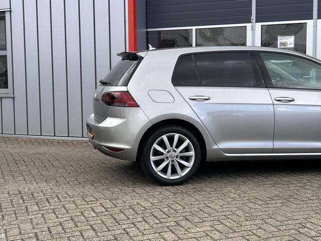 Volkswagen GOLF 1.4 TSI | Xenon | Stoel verwarming | Goed onderhouden | Lichtmetaal |