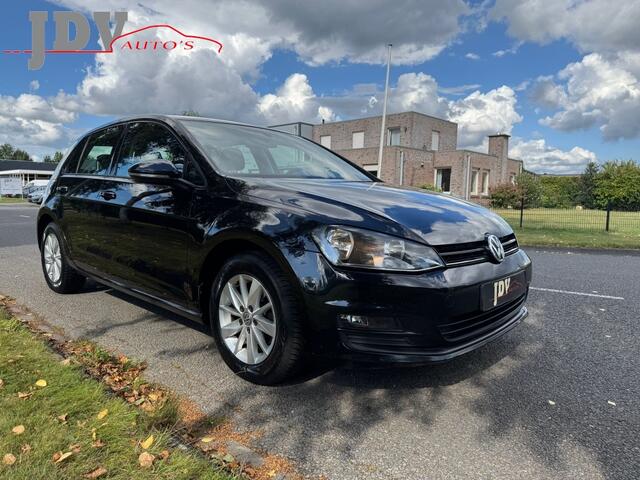 Volkswagen GOLF 1.2 TSI Con. Ser.