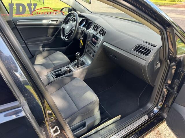 Volkswagen GOLF 1.2 TSI Con. Ser.