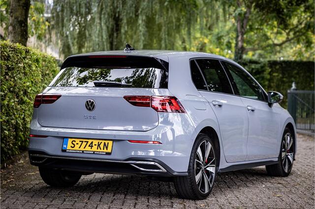 Volkswagen GOLF 1.4 eHybrid GTE Head Up Leder DCC Stoelventilatie IQ Light Memory