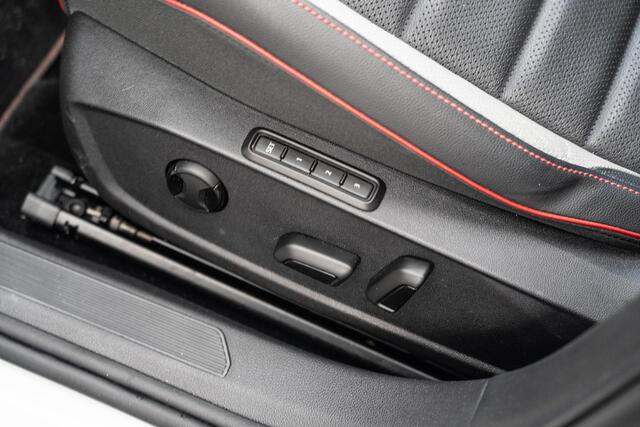 Volkswagen GOLF 2.0 TSI GTI Clubsport | Pano | Nürburgring | H&K | Leder | Memory | IQ Light