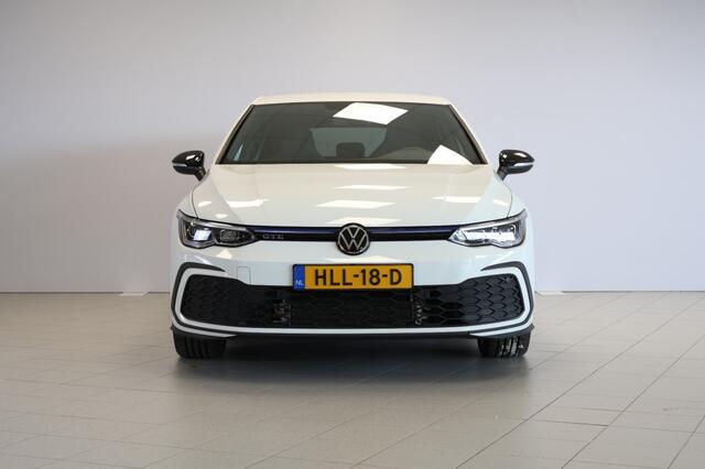 Volkswagen GOLF 1.4 eHybrid GTE 245PK - LED - 18'' R-Line velgen - Winter pakket