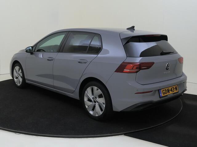 Volkswagen GOLF 1.5 eTSI Life Edition