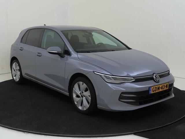 Volkswagen GOLF 1.5 eTSI Life Edition