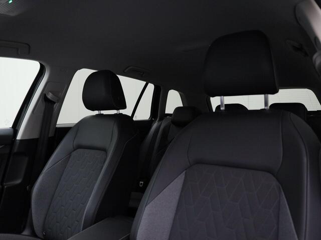 Volkswagen GOLF 1.5eTSI/150PK Goal DSG · Navigatie · Trekhaak · Apple/Android · Garantie tot december 2026