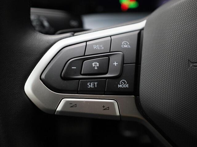 Volkswagen GOLF 1.5eTSI/150PK Goal DSG · Navigatie · Trekhaak · Apple/Android · Garantie tot december 2026