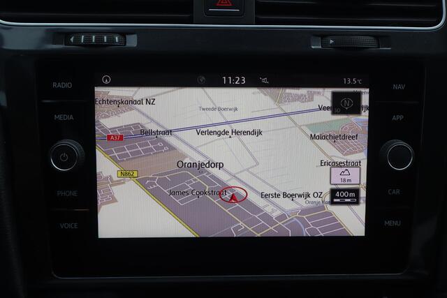 Volkswagen GOLF 1.4 TSI Highline Navigatie, Camera, Stoelverwarming, Lichtmetalen wielen, Adaptieve cruise control, Elektrische ramen