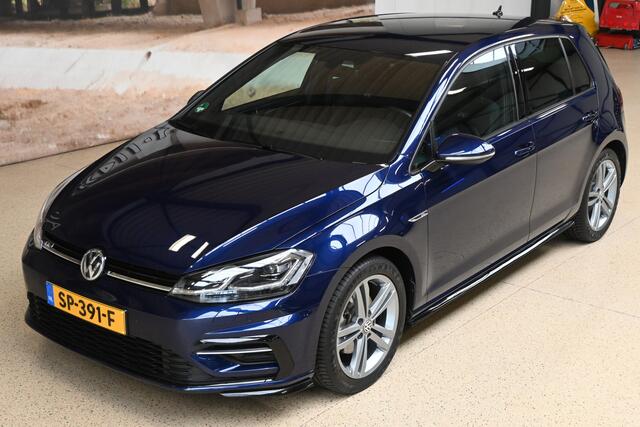 Volkswagen GOLF 1.5 TSI 150pk R-Line | NL-auto | Leder | LED | 100% (Dealer) onderhouden label