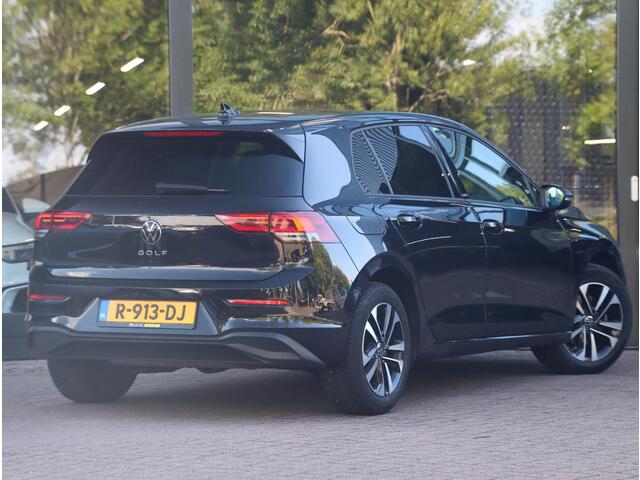 Volkswagen GOLF 1.0 TSI Life Business 110PK