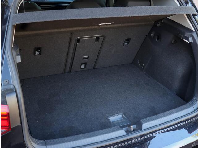 Volkswagen GOLF 1.0 TSI Life Business 110PK