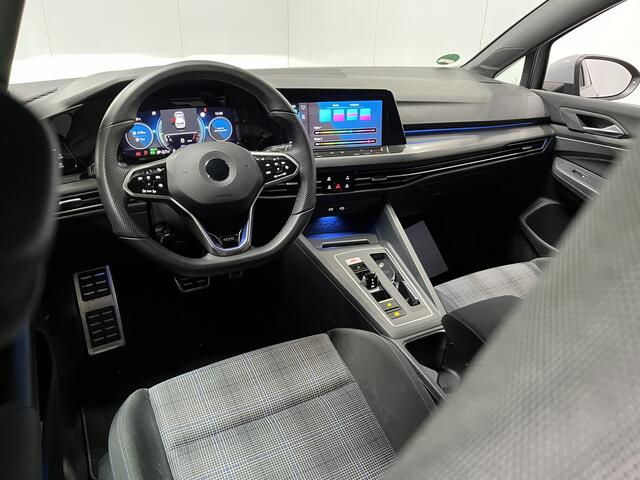 Volkswagen GOLF 1.4 eHybrid GTE / AUTOMAAT/ 245 PK/ CAMERA/ PARK. SENSOREN/ IQ. LIGHT/ STOEL-STUURVERWARM./ ADAPT. CRUISE/ APP CONNECT/ NAVI/ CLIMA/ DAB/ 18" LMV