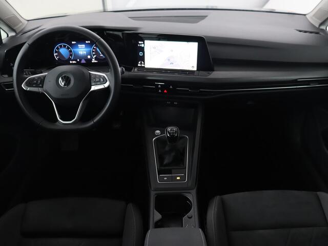 Volkswagen GOLF 1.5 TSI | Carplay | Navigatie | Sfeerverlichting | Memory | Sportstoelen | Stoelverwarming | LED | Lane assist | Adaptive cruise | Climate control