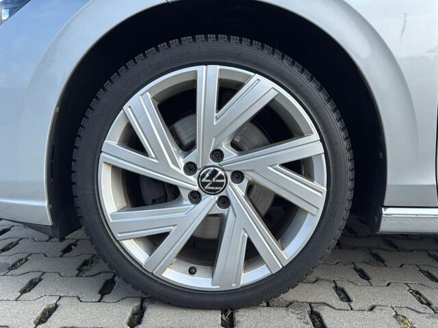 Volkswagen GOLF 2.0 TDI DSG LIFE NAVI/CARPLAY/ACC/PDC