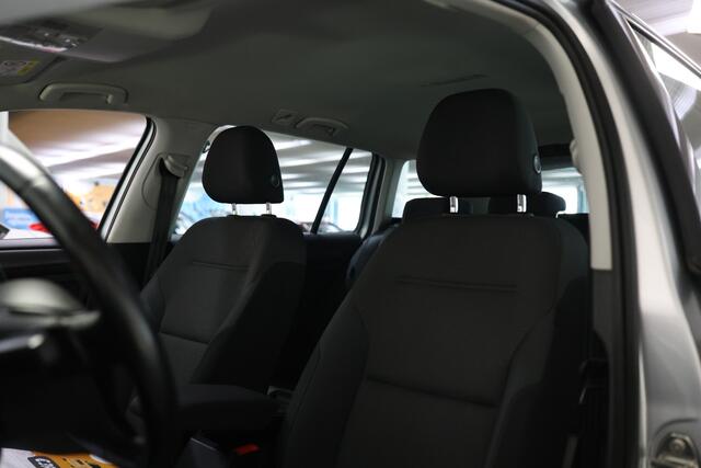 Volkswagen GOLF Variant 1.5 TSI Highline DSG NAVI STOELVW PDC SIDE/FRONT Ass. '20