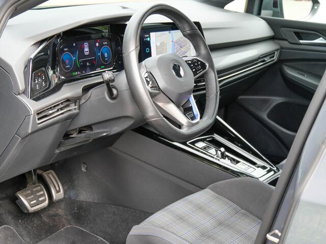 Volkswagen GOLF 1.4 eHybrid GTE | CARPLAY | CRUISE CONTROL |