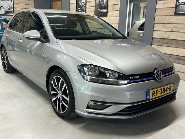 Volkswagen GOLF 1.5 TSI Comfortline Business