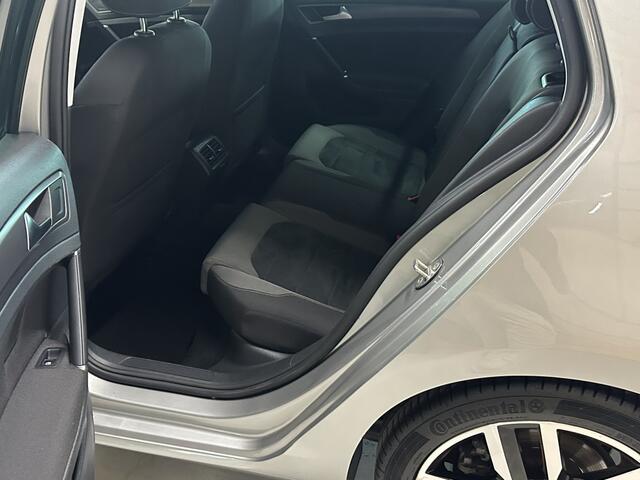 Volkswagen GOLF 1.5 TSI Comfortline Business
