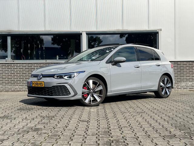 Volkswagen GOLF 1.4 Ehybrid GTE - Open Dak - Stoel+Stuurverwarming - Navi - Carplay