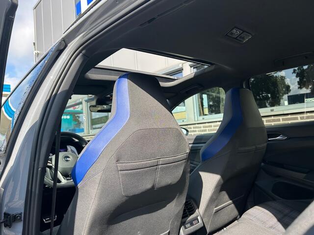 Volkswagen GOLF 1.4 Ehybrid GTE - Open Dak - Stoel+Stuurverwarming - Navi - Carplay
