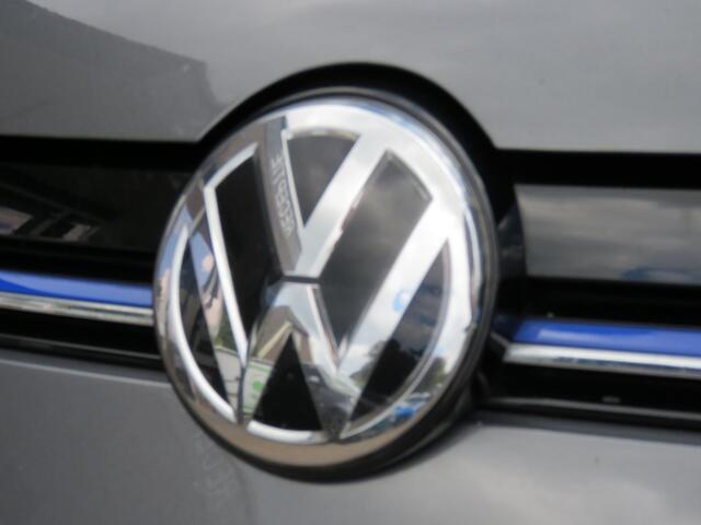 Volkswagen GOLF VII 1.5 TSI DSG-aut. HIGHLINE / Navi / Stoelverw. / Carplay-android auto / Adap.cruise control