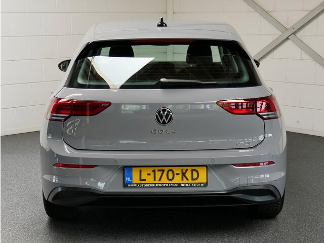 Volkswagen GOLF 1.0 eTSI Life Navi/Sfeer/VC/CAM/Carplay (all-incl. prijs)