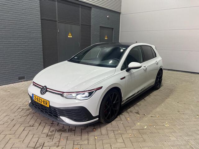 Volkswagen GOLF 8 GTI 2.0 TSI GTI | Clubsport | 300Pk! | Panoramadak | 19 Inch | ACC | Getint Glas | Apple Carplay | Stoelverwarming