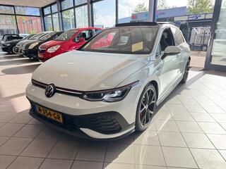 volkswagen-golf-2.0-tsi-gti-clubspo