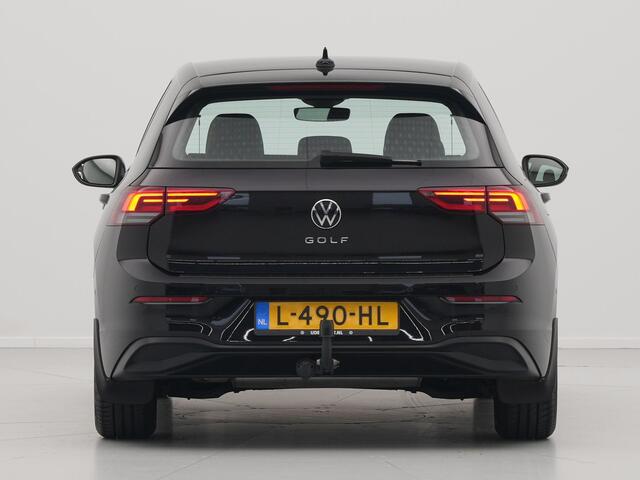 Volkswagen GOLF 1.5 TSI 130pk Life Business Navigatie Trekhaak Stoelmemory Camera Stoel/stuurverwarming Carplay 217